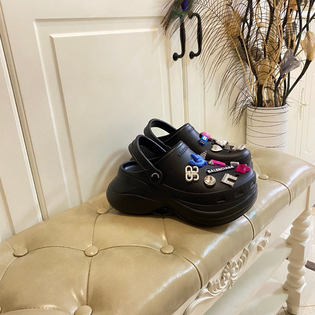 255QJ56ZDE Stylish shoes