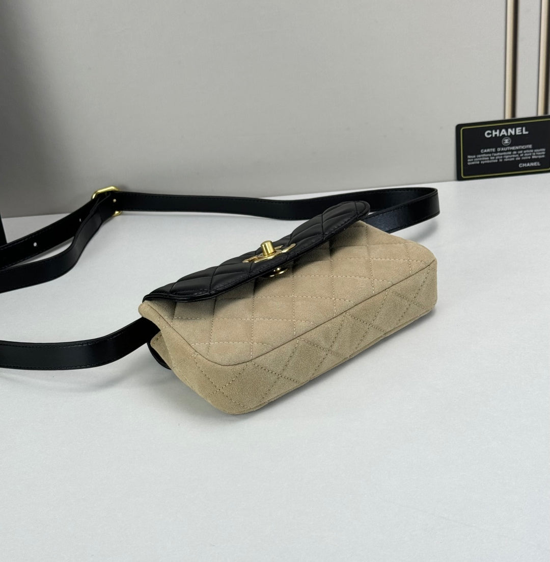 15RC61BDE Stylish leather bag