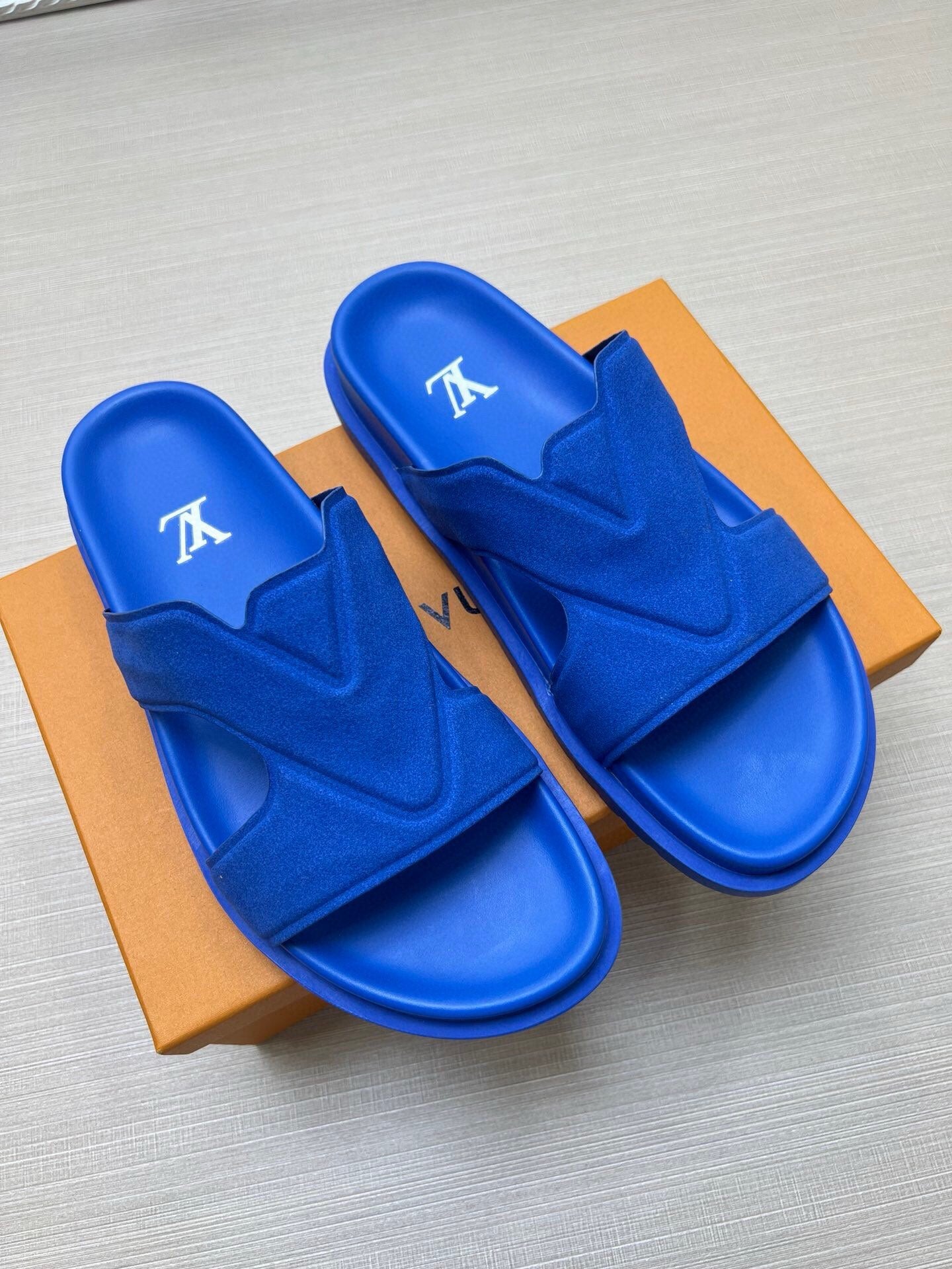 5LE229ZDE Stylish Slippers