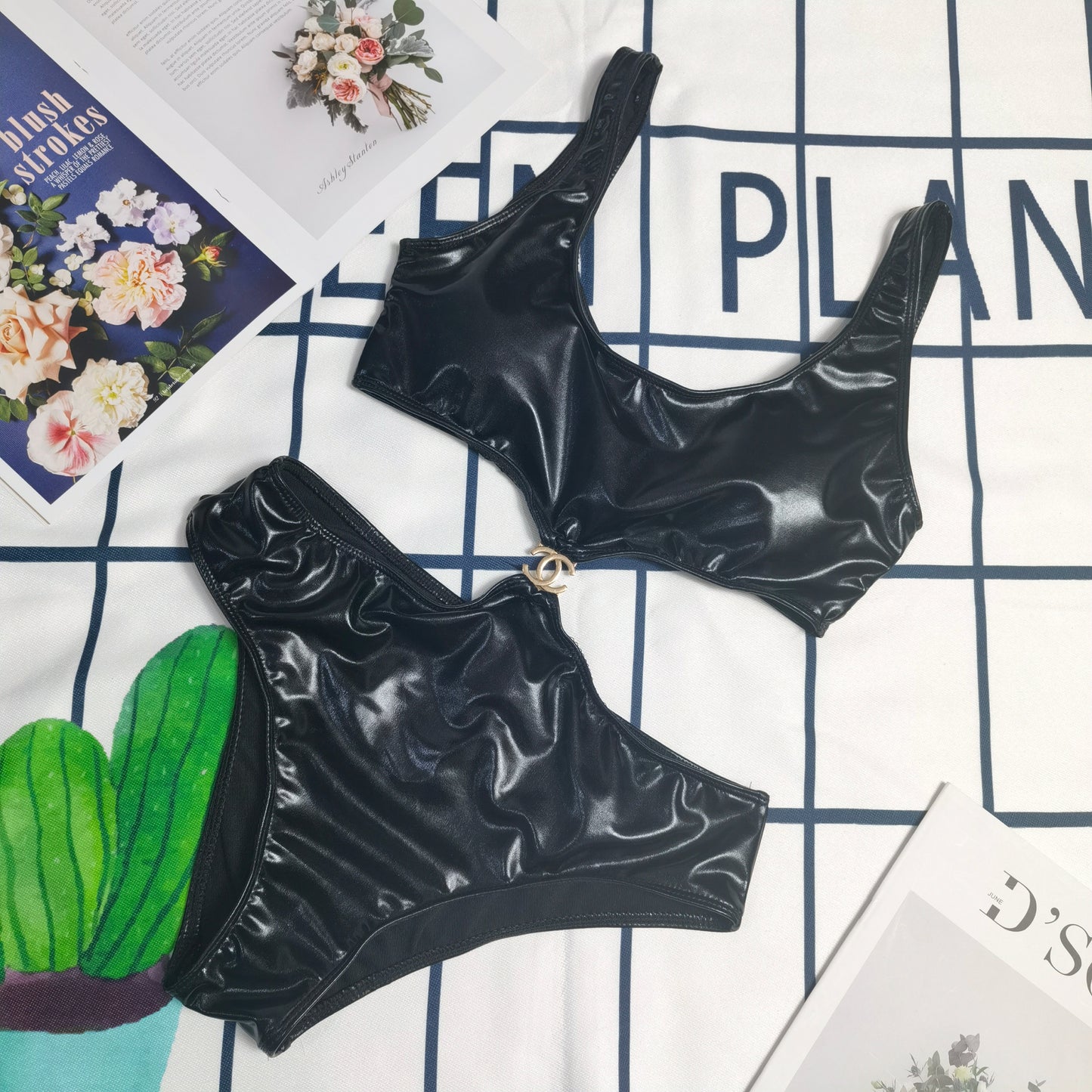 14C179YDE Stylish Bikini swimsuit