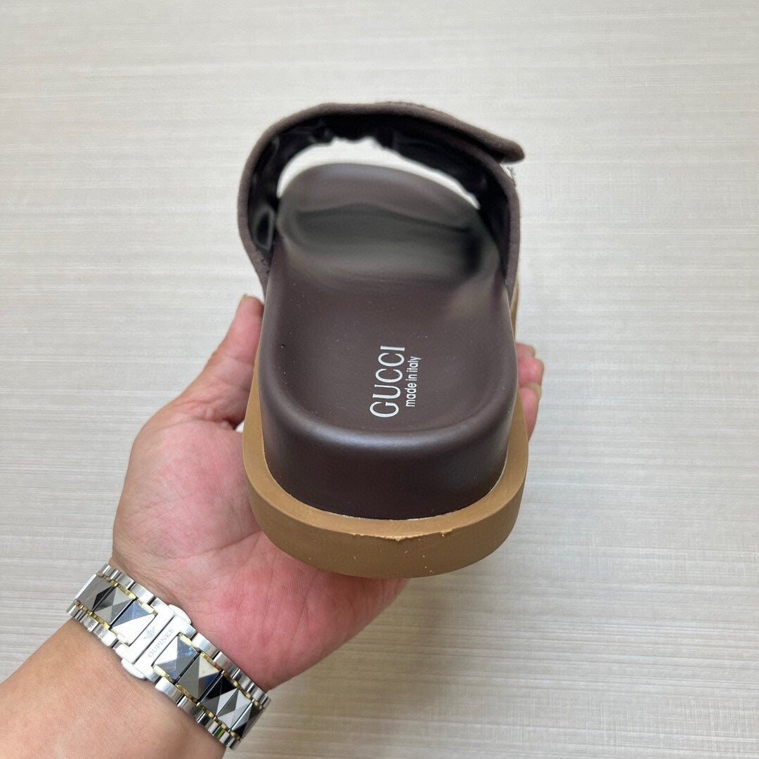 5LB231ZDE Stylish Slippers