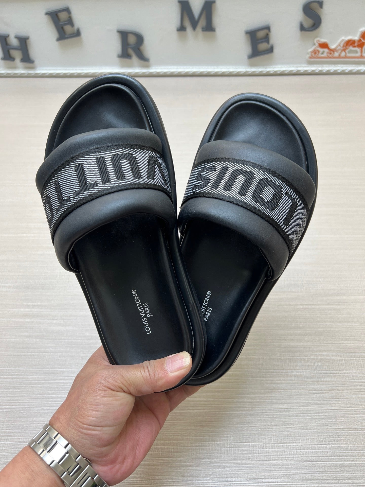 535ZE298ZDE Stylish Slippers