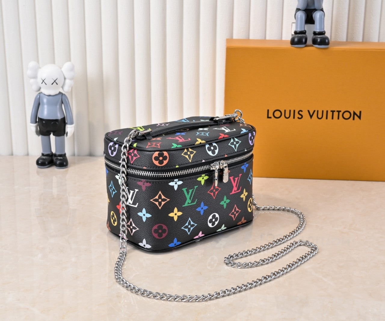 15XE11BDE Stylish leather bag