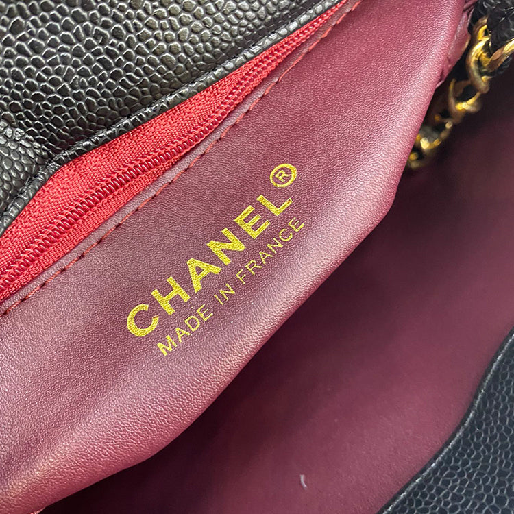1E036BDE Stylish leather bag