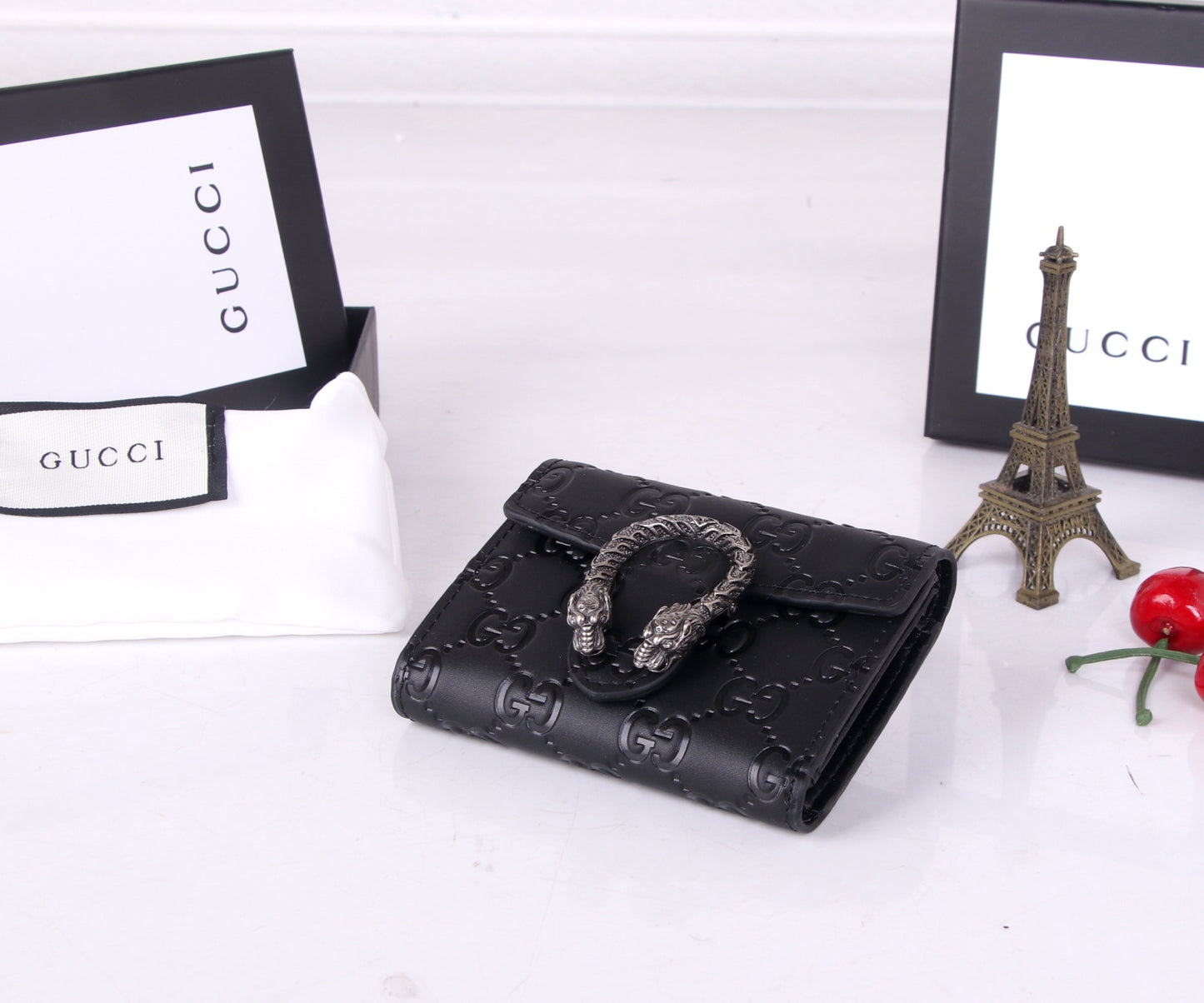 165NB117BDE Stylish leather bag