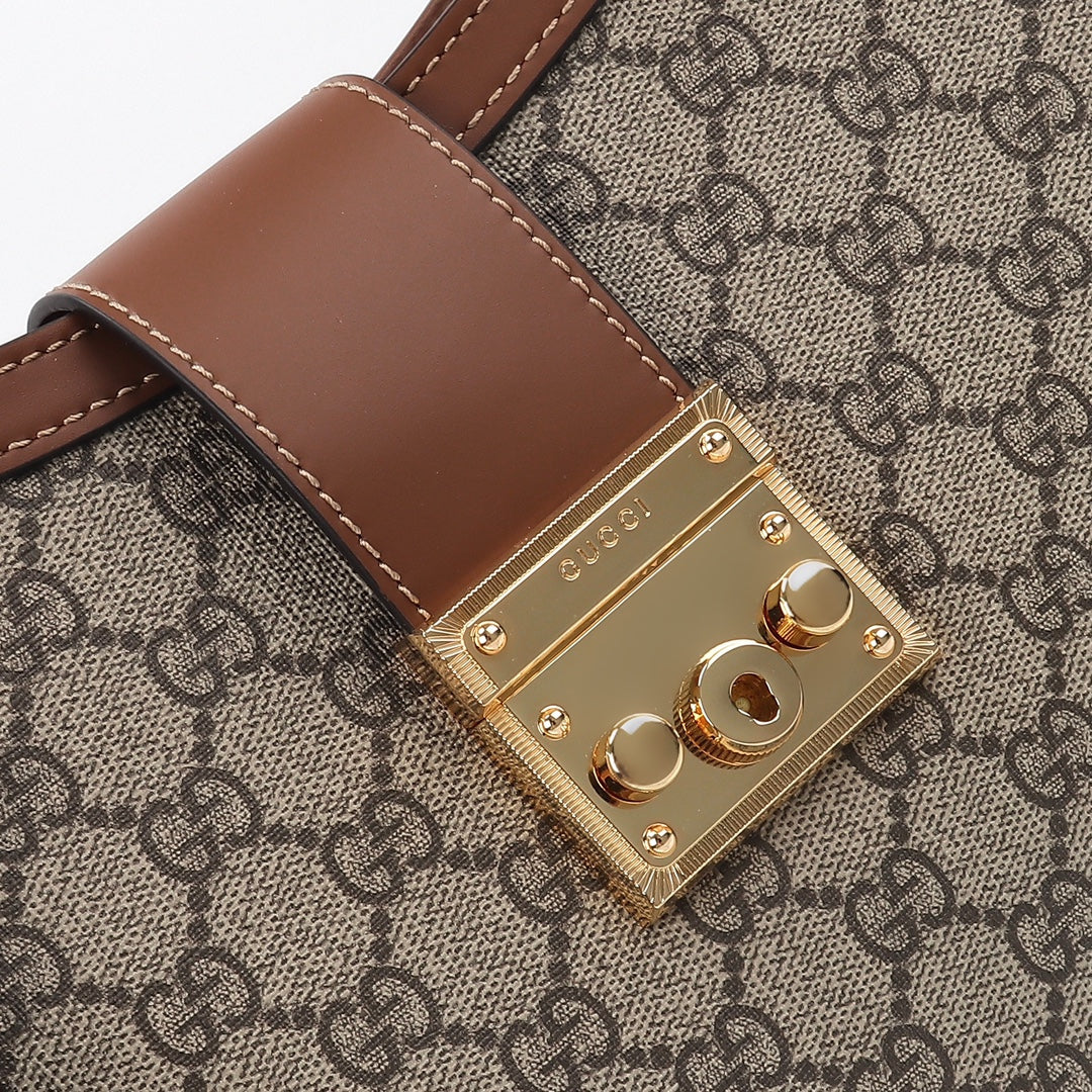 165NB106BDE Stylish leather bag