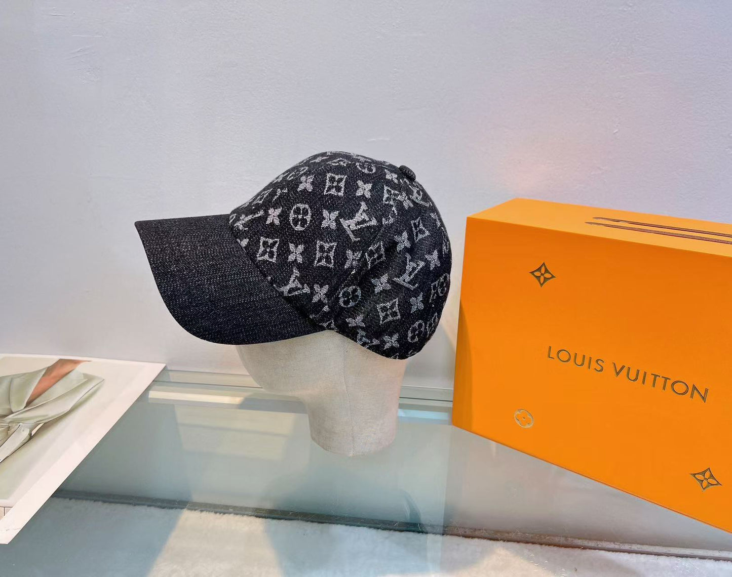 125ZE509MDE Stylish hats