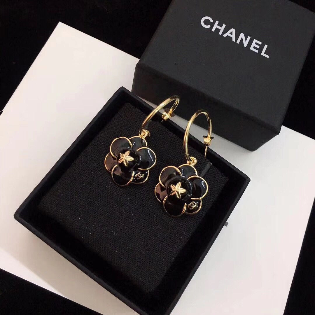 1YC141EDE Stylish Earrings