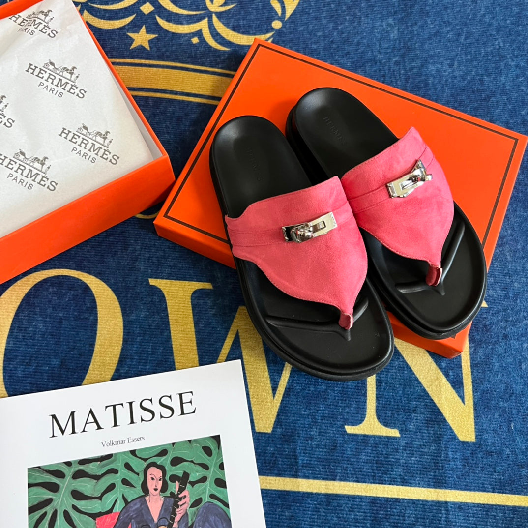 14H3ZDE Stylish Slippers