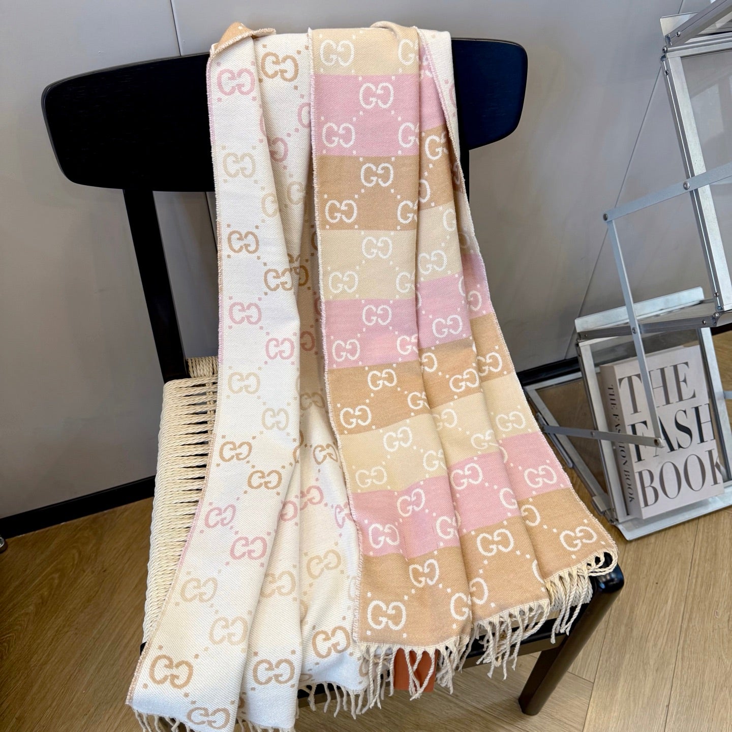 175RB41WDE Stylish Winter Scarves