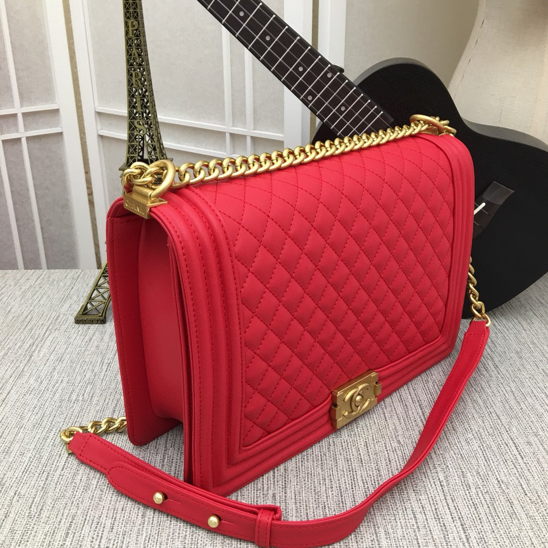 5C60BDE Stylish leather bag