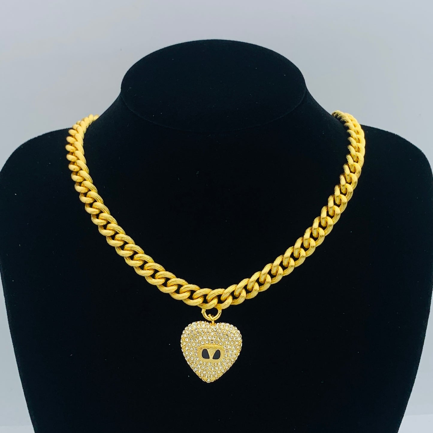 175RVL19XDE Stylish Necklaces