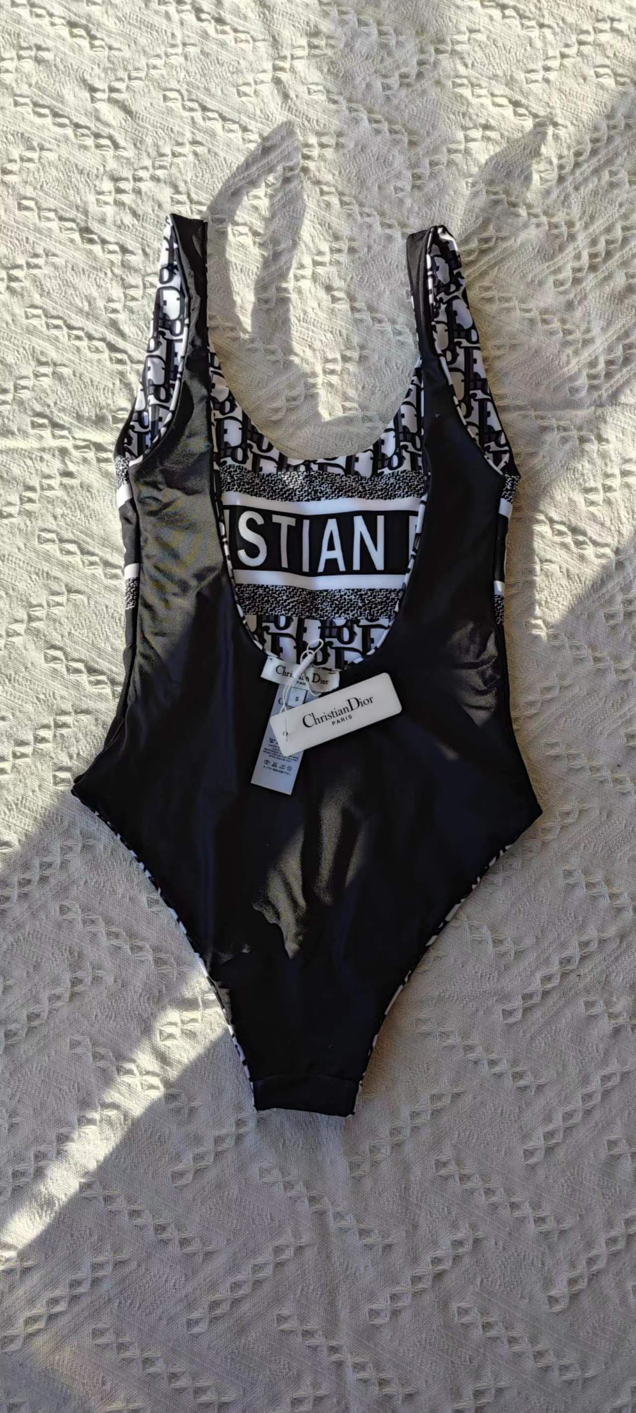 14D122YDE Stylish Bikini swimsuit