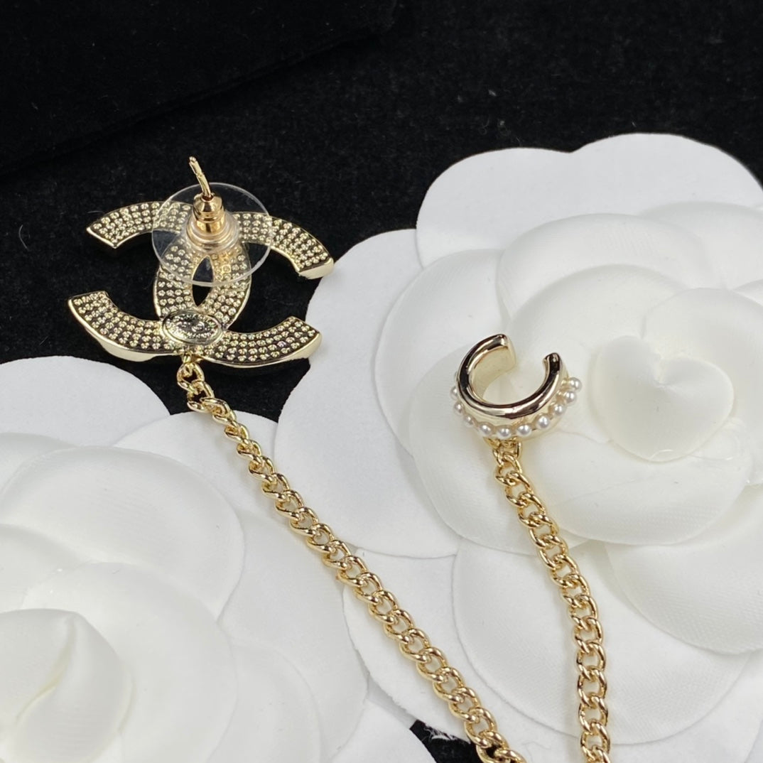 1YC414EDE Stylish Earrings