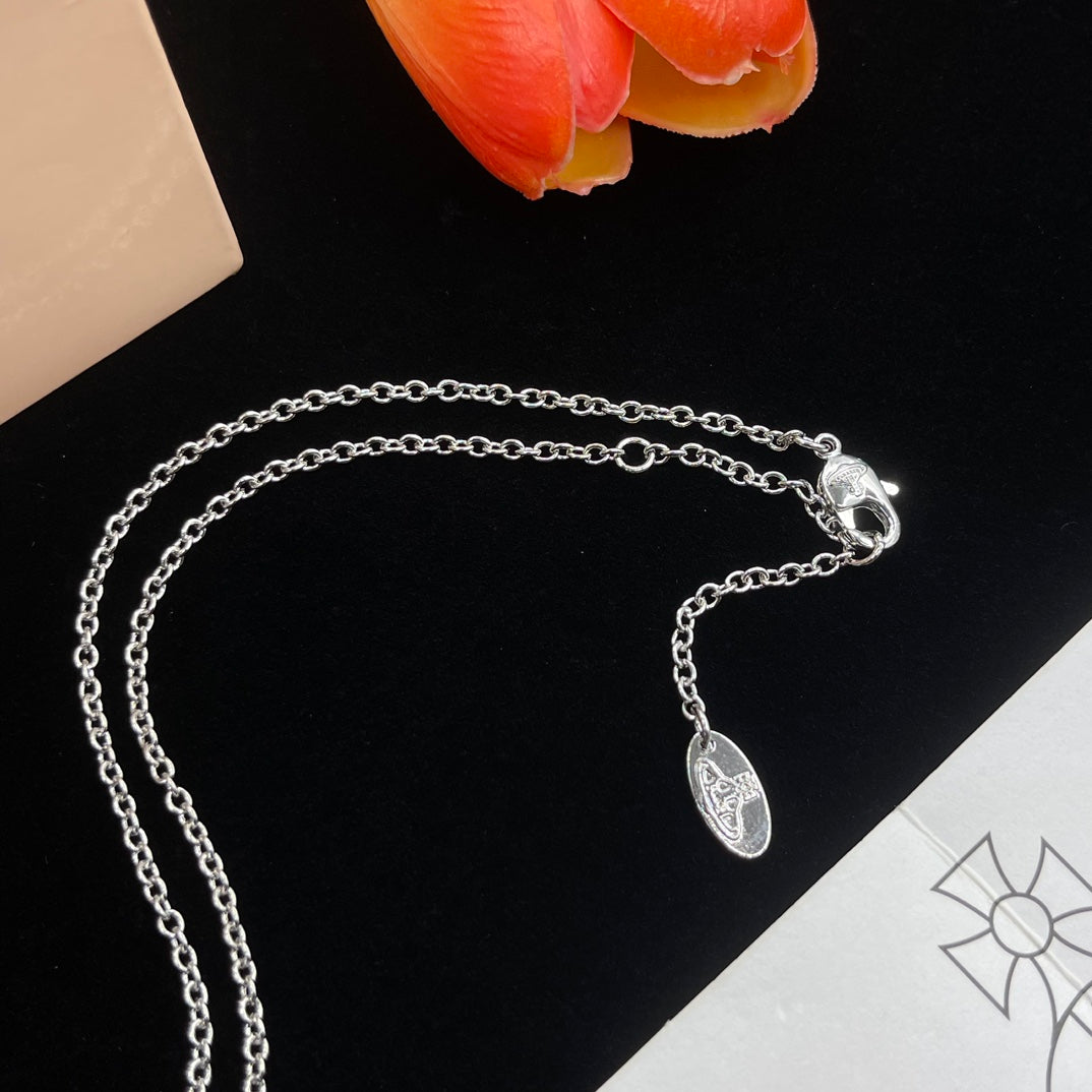 15QA1XDE Stylish Necklace