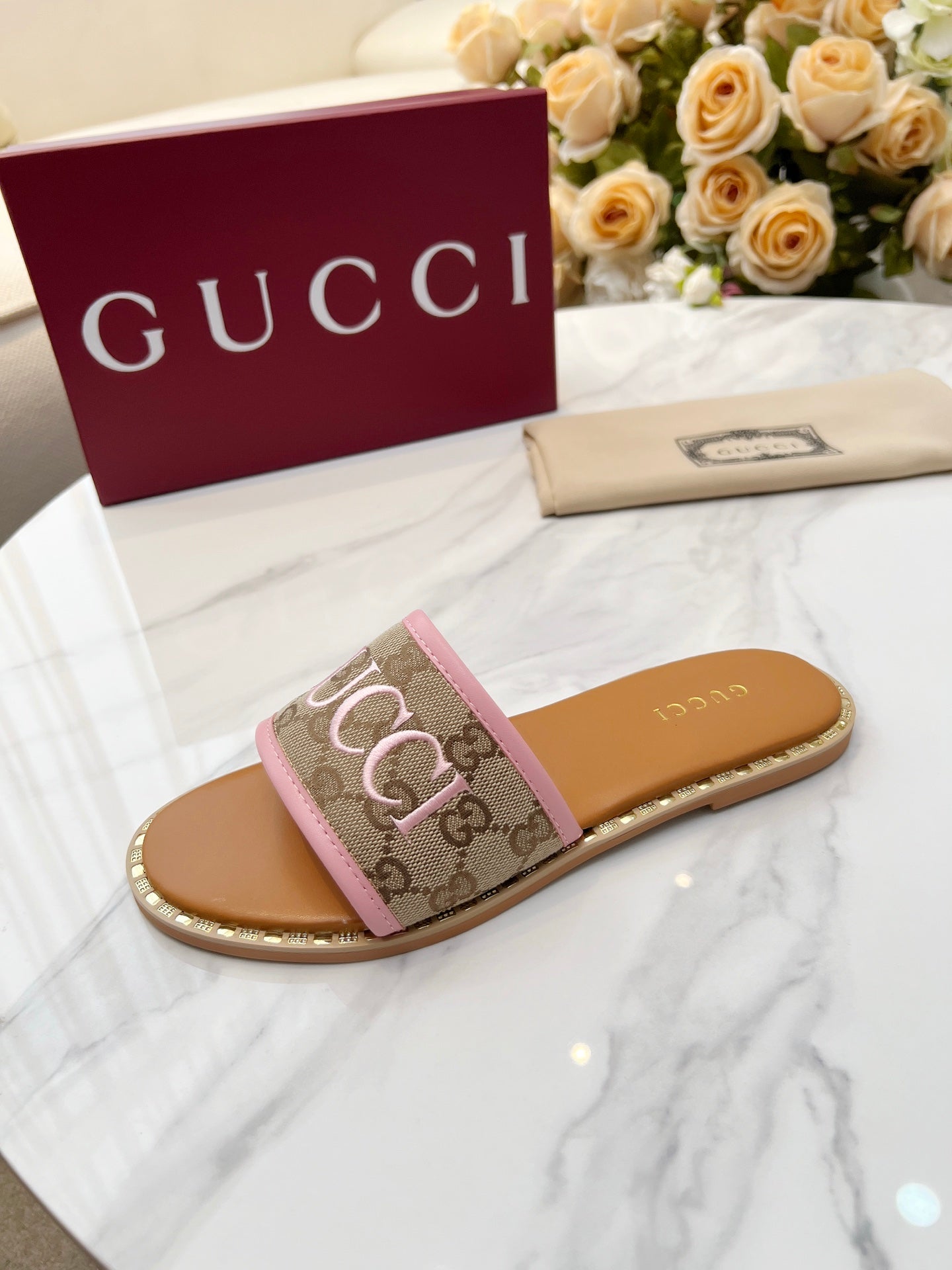255QB29ZDE Stylish leather Slippers