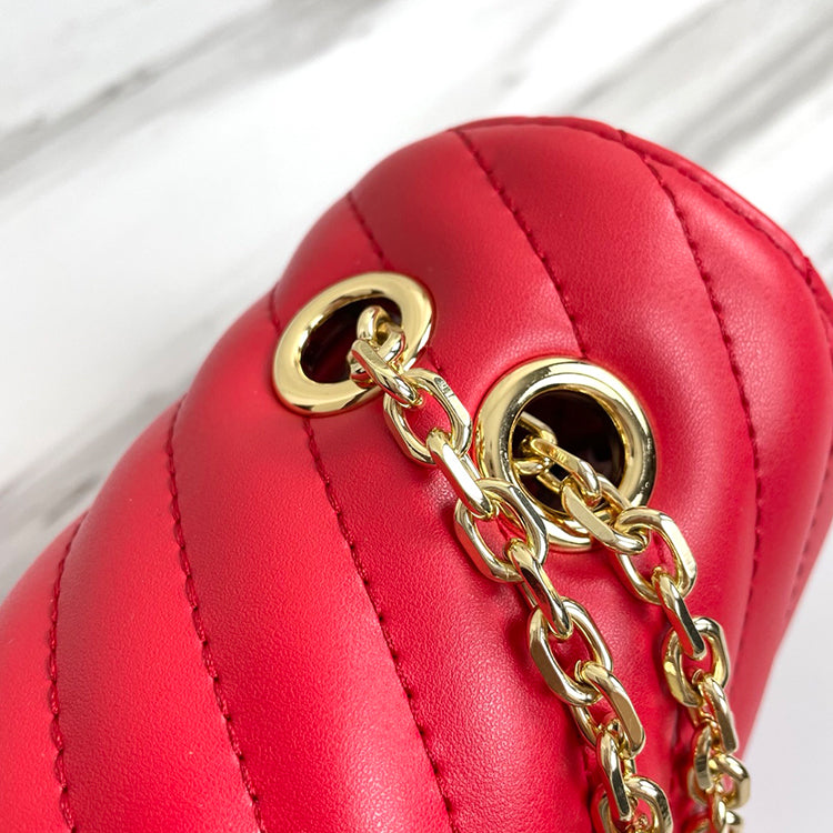 AE028BDE Stylish leather bag