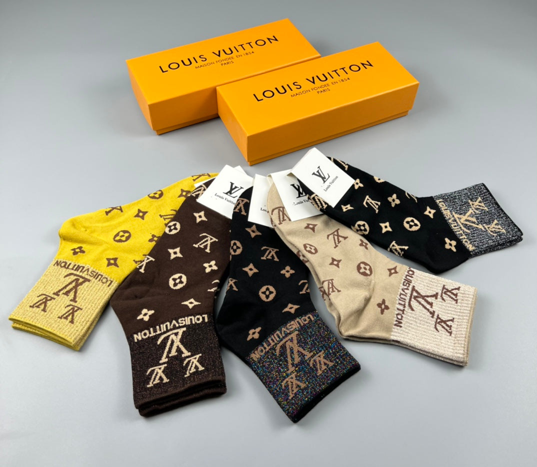 235QE9SDE Stylish socks(5 pairs )