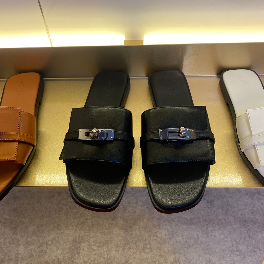 14H33ZDE Stylish slippers