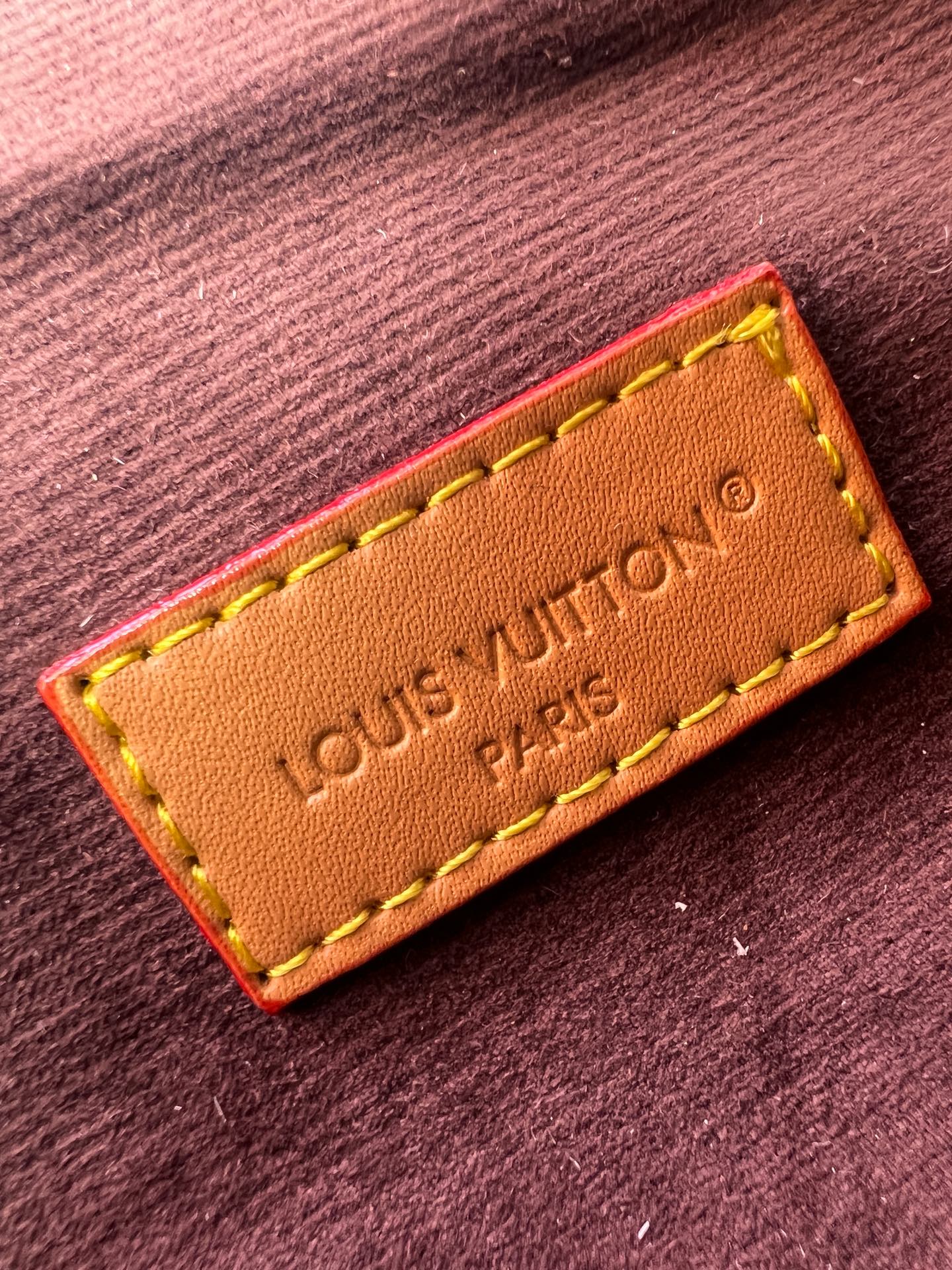 2WE6BDE Stylish leather bag