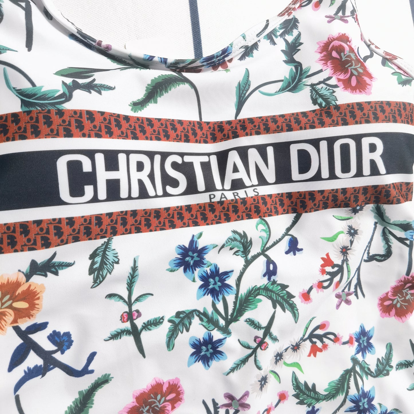 14D105YDE Stylish Bikini swimsuit