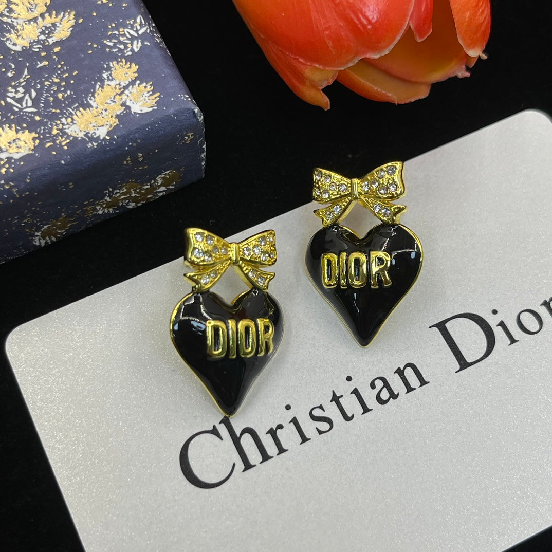 14D772EDE Stylish Earrings