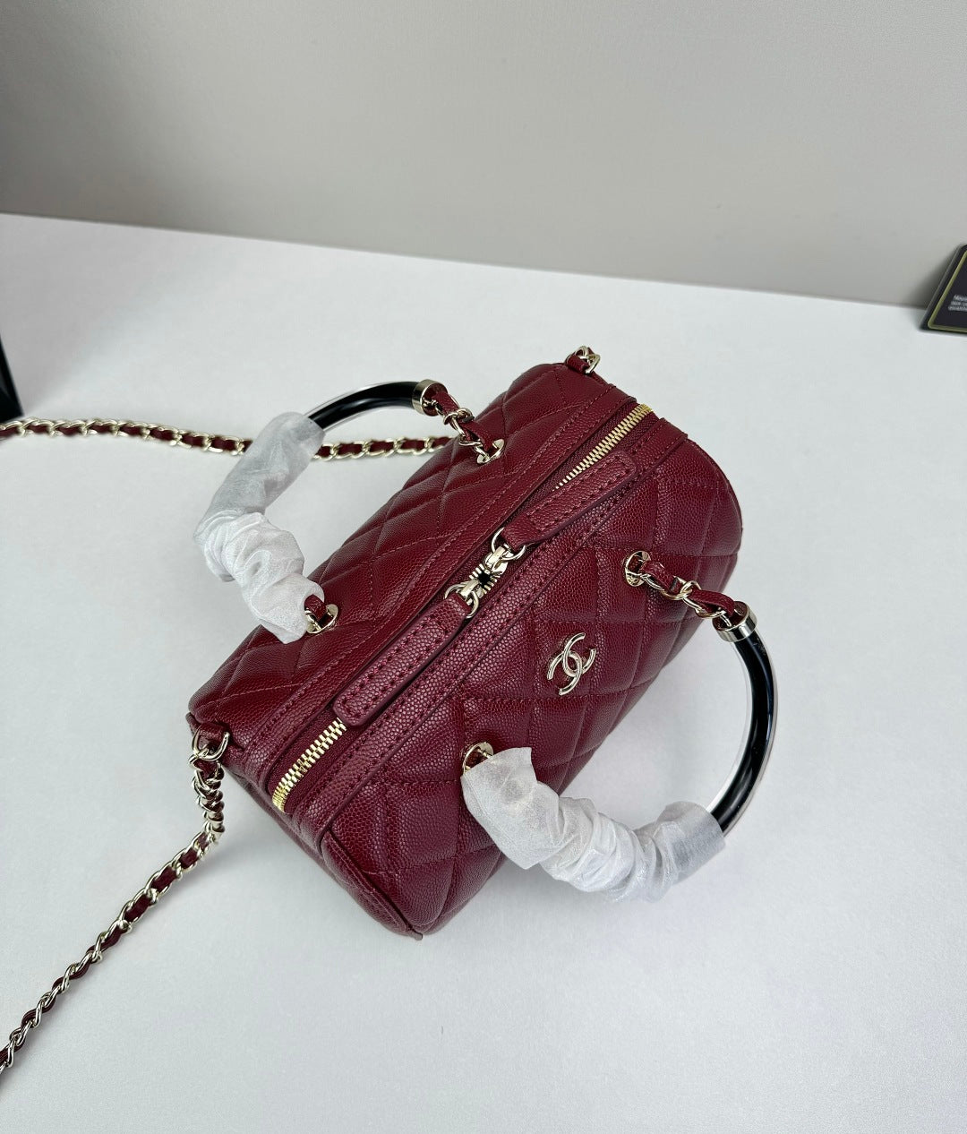 15RC55BDE Stylish leather bag