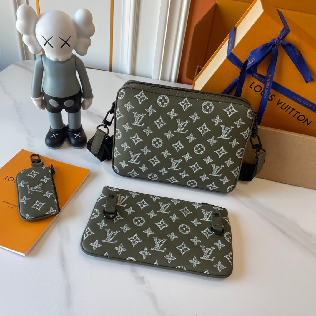 155NE77BDE Stylish leather bag