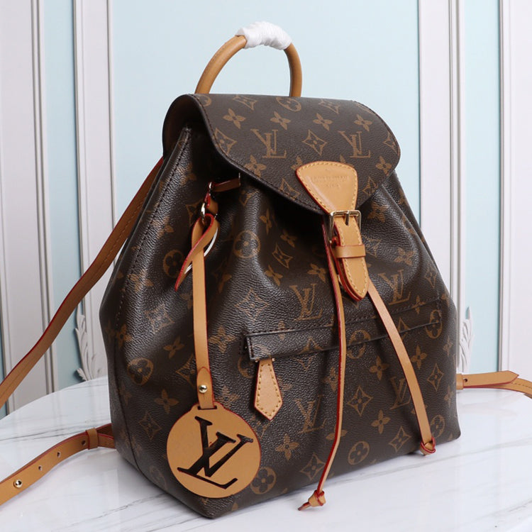 1E067BDE Stylish leather bag