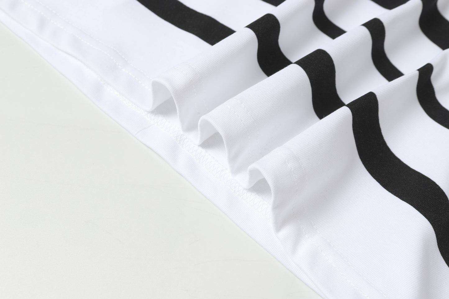 145RE145UDE Stylish T-shirt