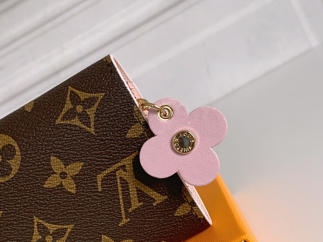 15RE12BDE Stylish leather bag