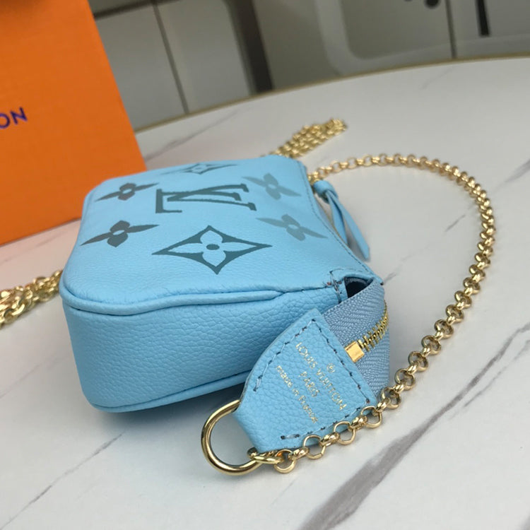 1E043BDE Stylish leather bag