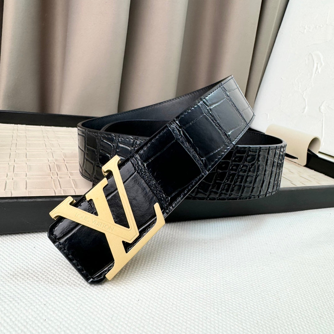 14E24PDE Stylish High quality belt With full package
