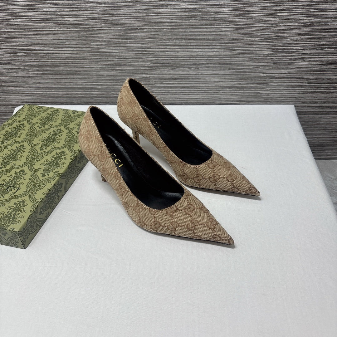 1LB21ZDE Stylish High heels (Heel height 8cm )