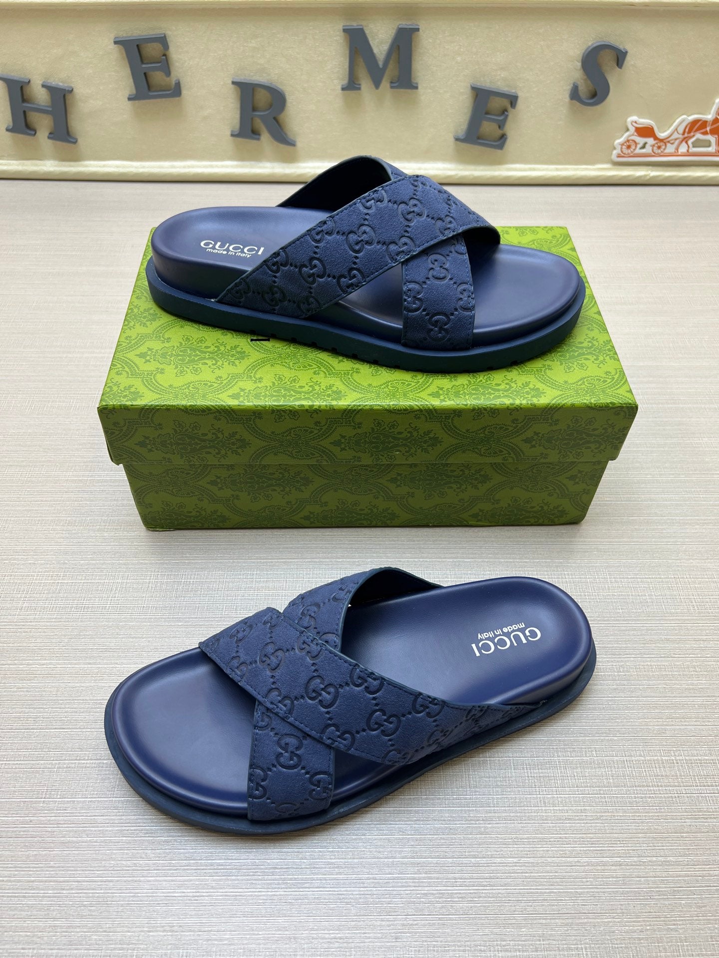 5QB15ZDE Stylish Slippers