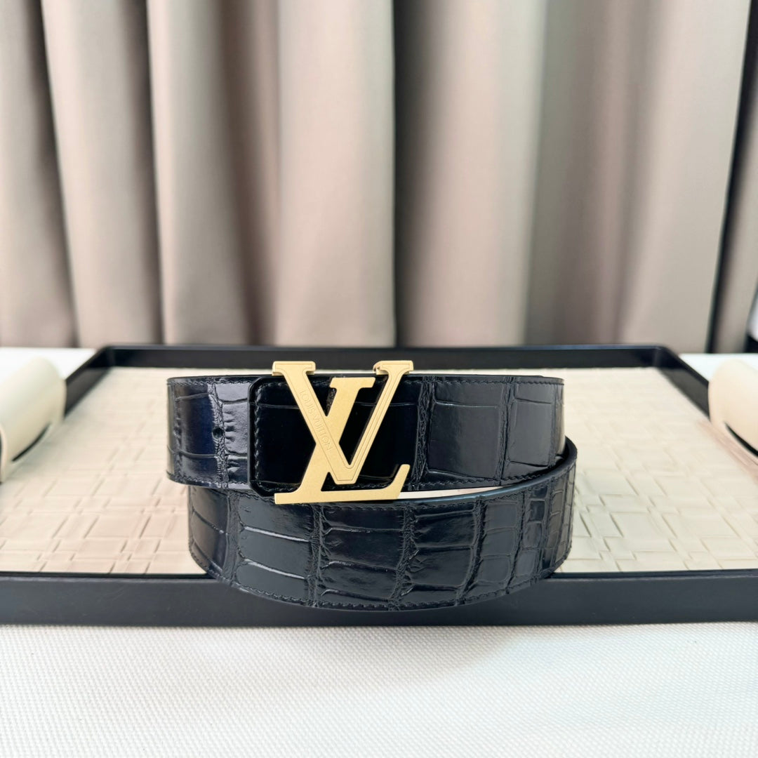 14E24PDE Stylish High quality belt With full package