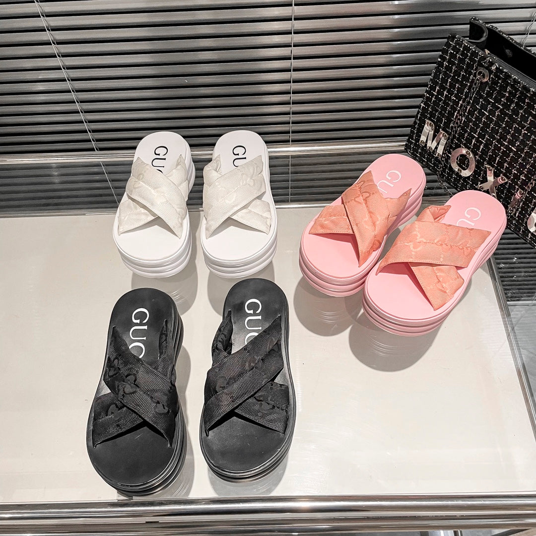 14B145ZDE Stylish Slippers Sole thickness 8cm