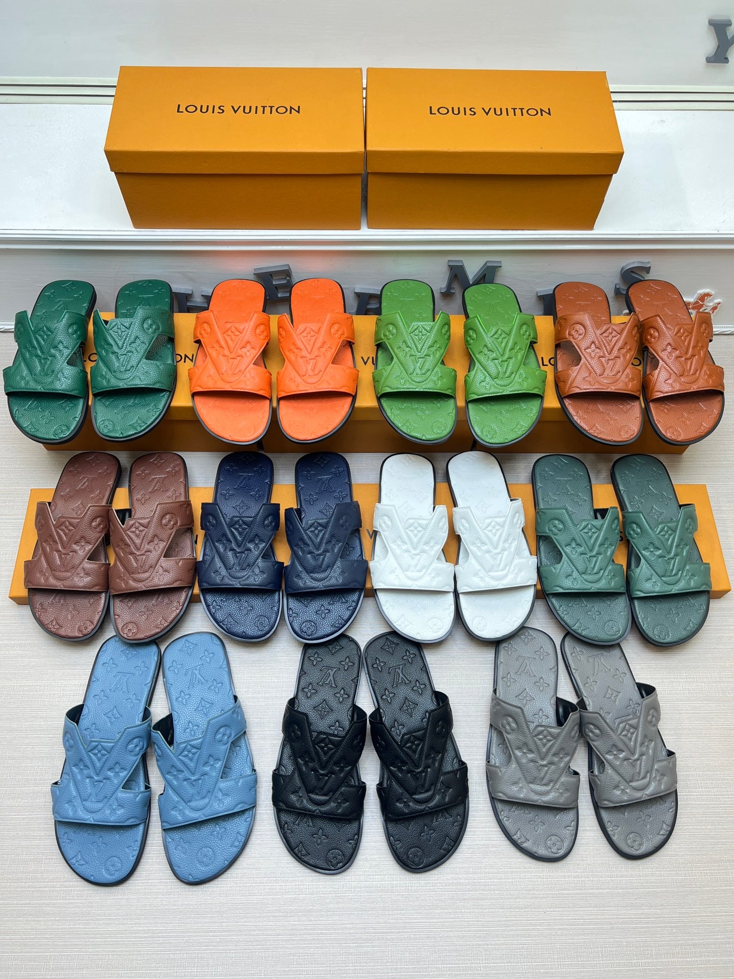 54E34ZDE Stylish slippers