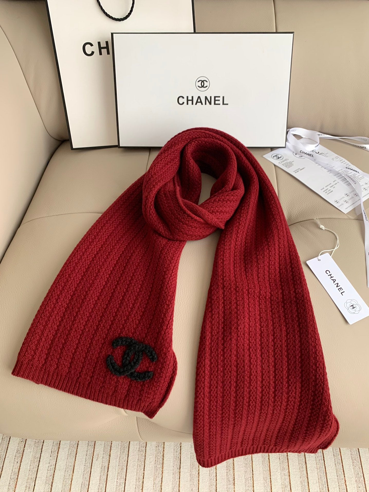185ZC81WDE Stylish Winter Scarves