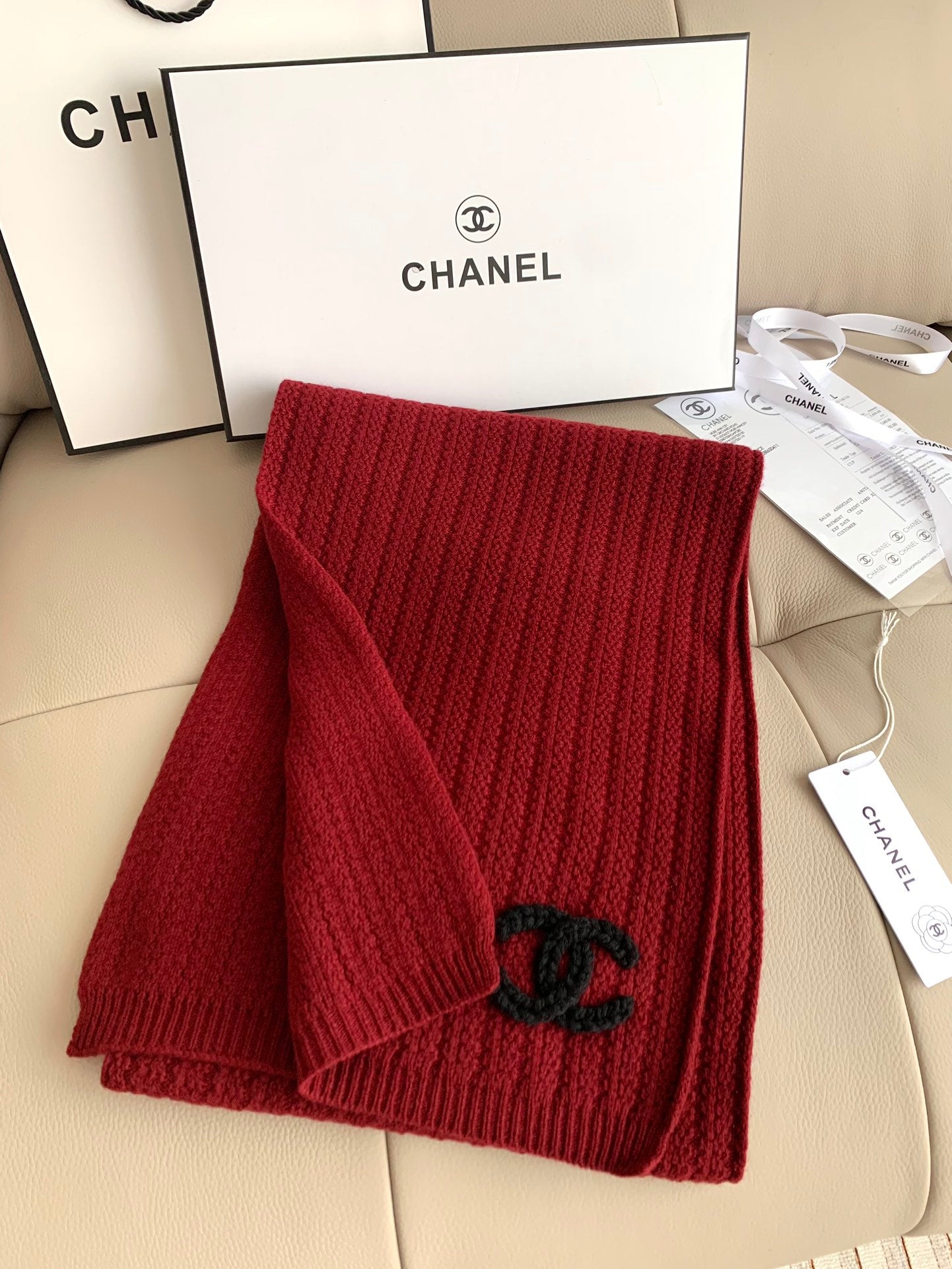 185ZC81WDE Stylish Winter Scarves