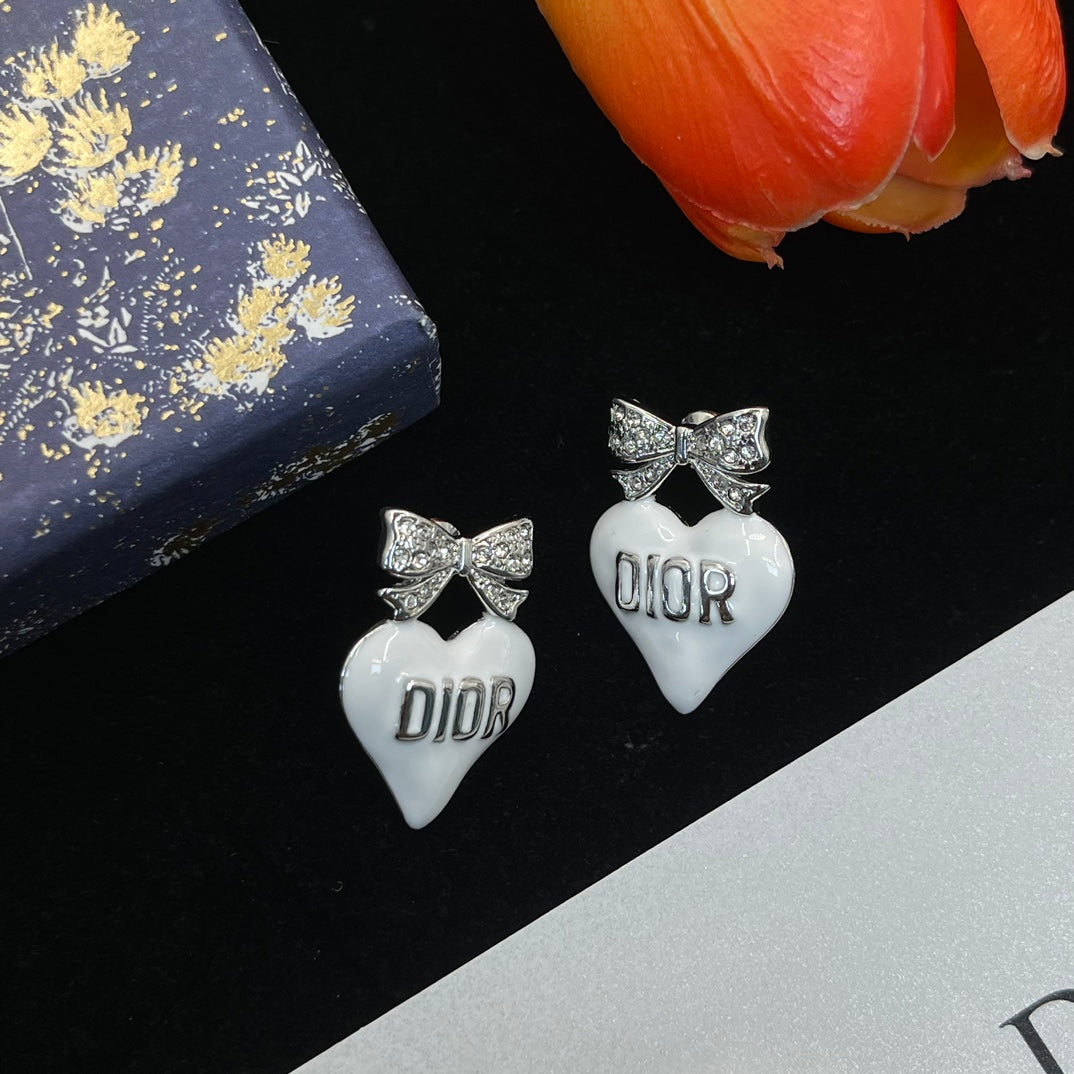 14D772EDE Stylish Earrings