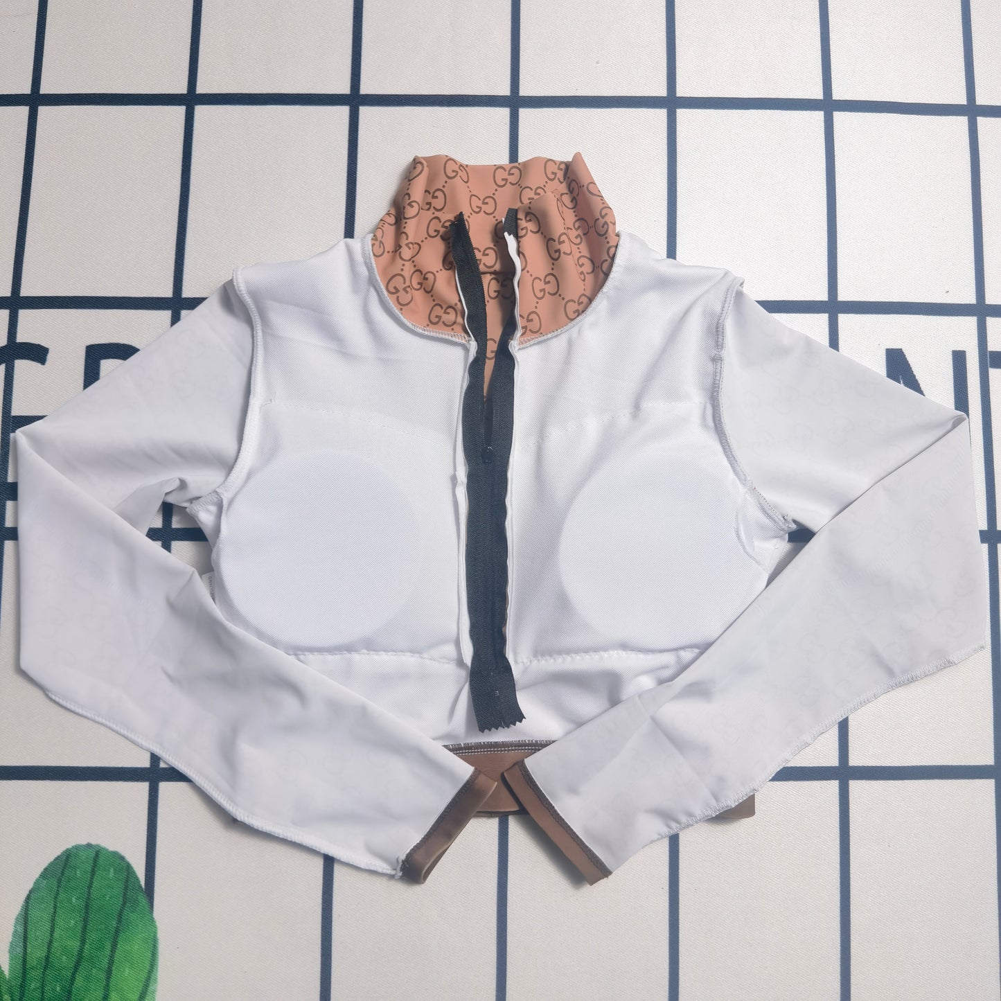 14B24YDE Stylish Long sleeve swimsuit