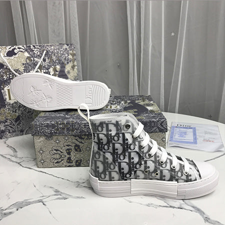 SD1ZDE Stylish Sneakers