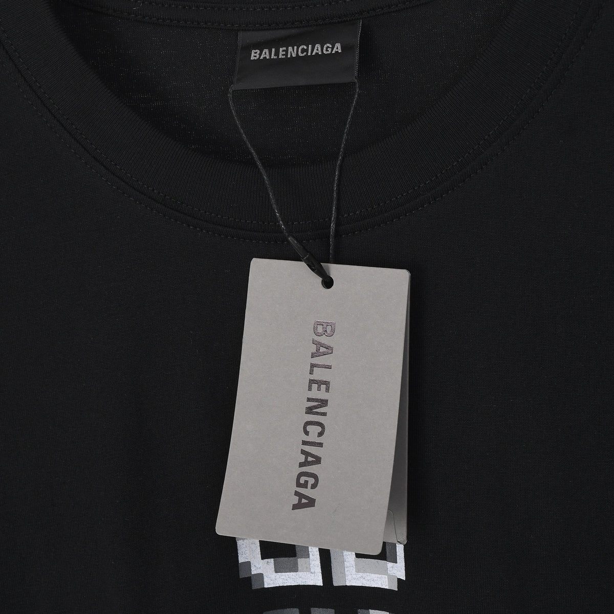 125WJ43UDE Stylish T-shirts