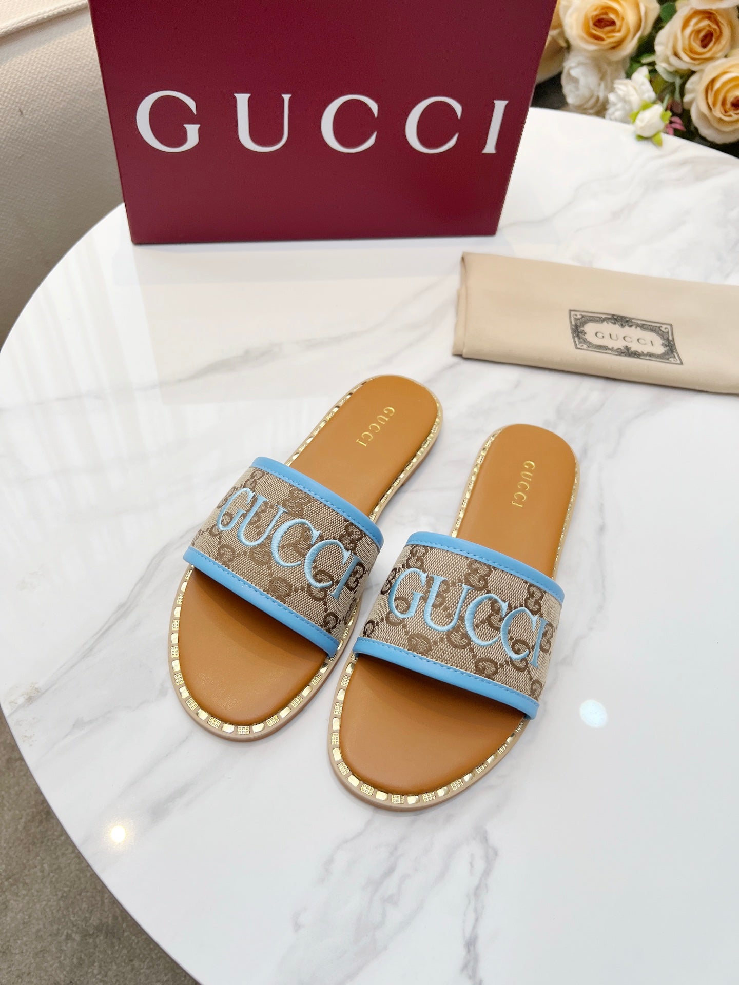 255QB29ZDE Stylish leather Slippers