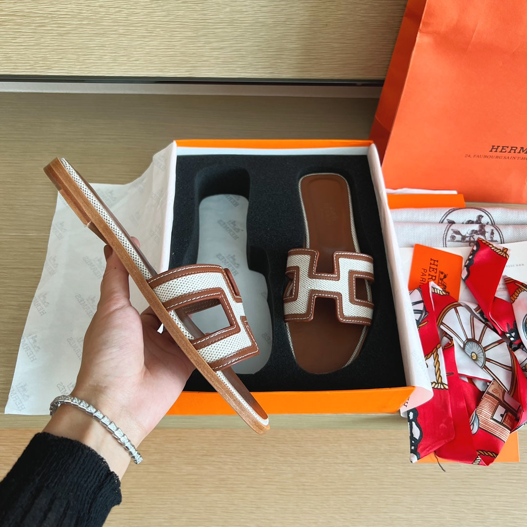 155ZH314ZDE Stylish Slippers