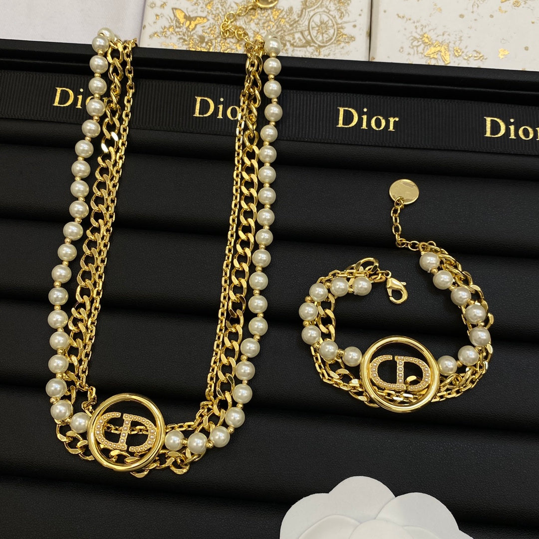 14D285XDE Stylish Bracelets Necklaces