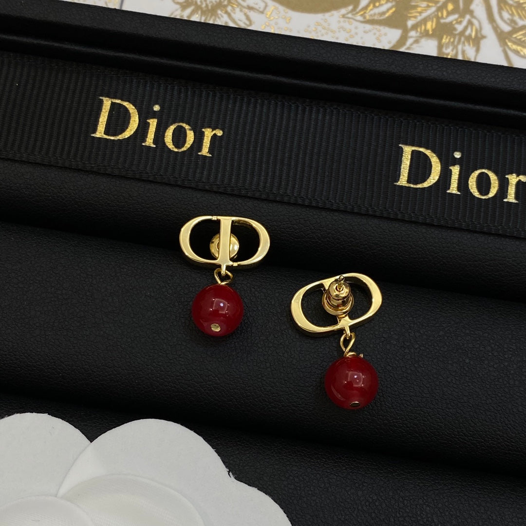 14D406EDE Stylish Earrings Bracelets Necklaces