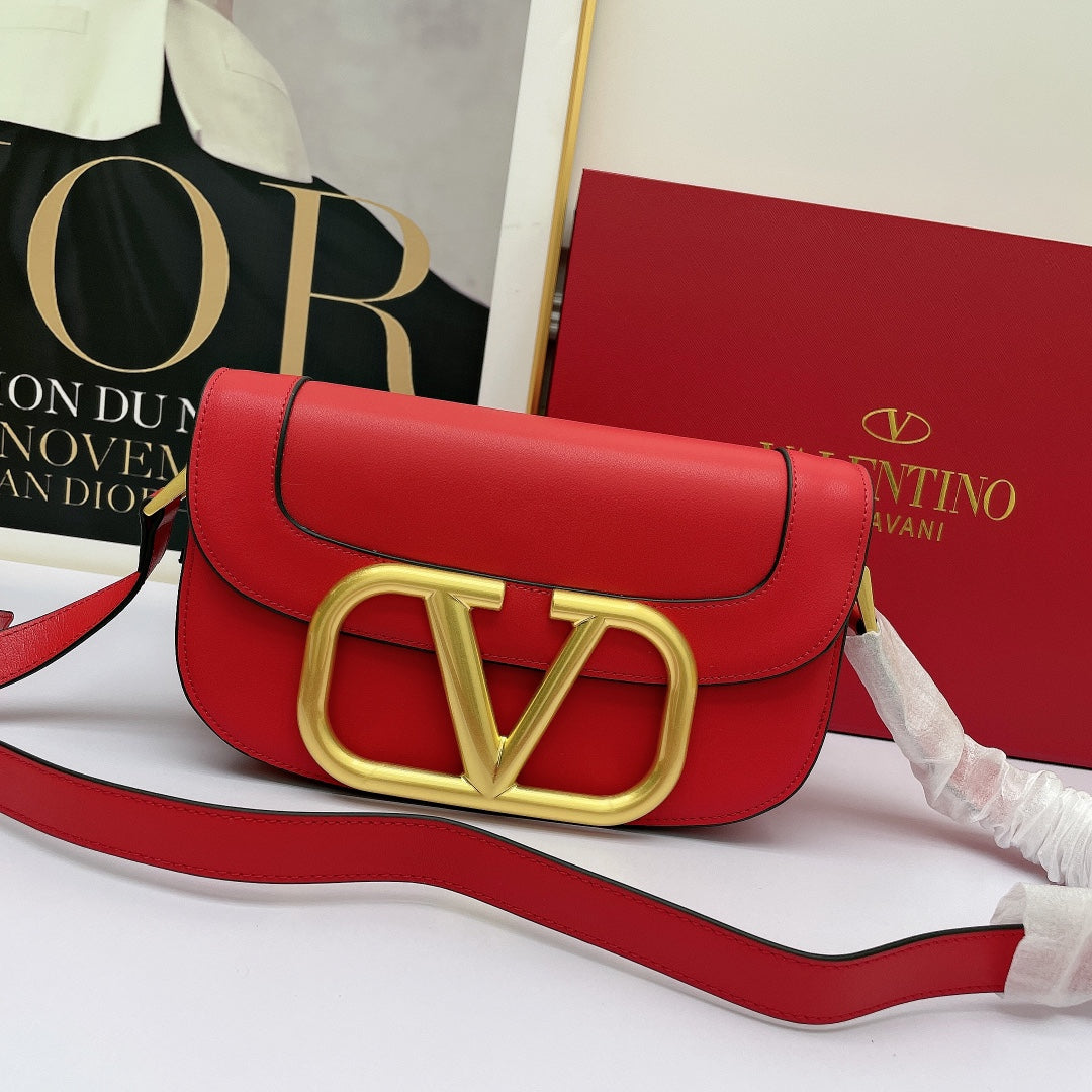 5A45BDE Stylish leather bag