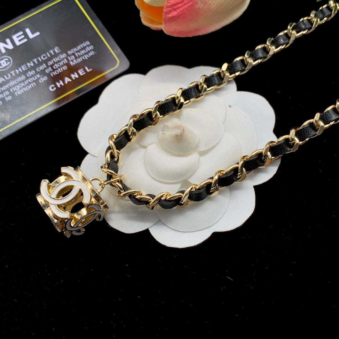 1NC182XDE Stylish Necklaces